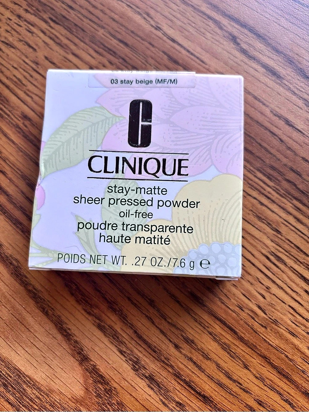 Clinique Oil Free Stay-Matte Sheer Pressed Powder 03 Stay Beige